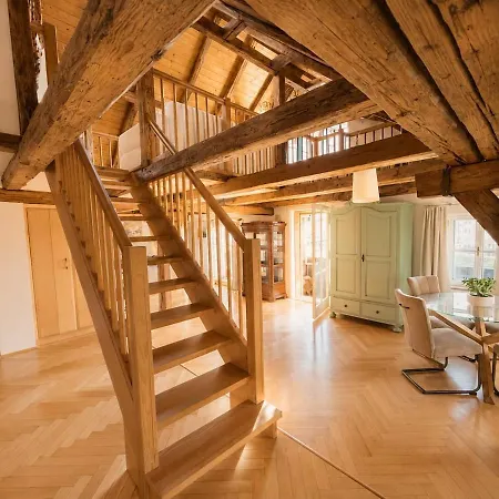 Historic Penthouse Loft With Fortress View Apartment