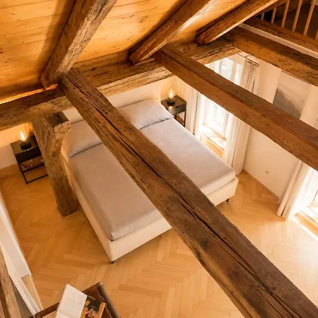 Historic Penthouse Loft With Fortress View *